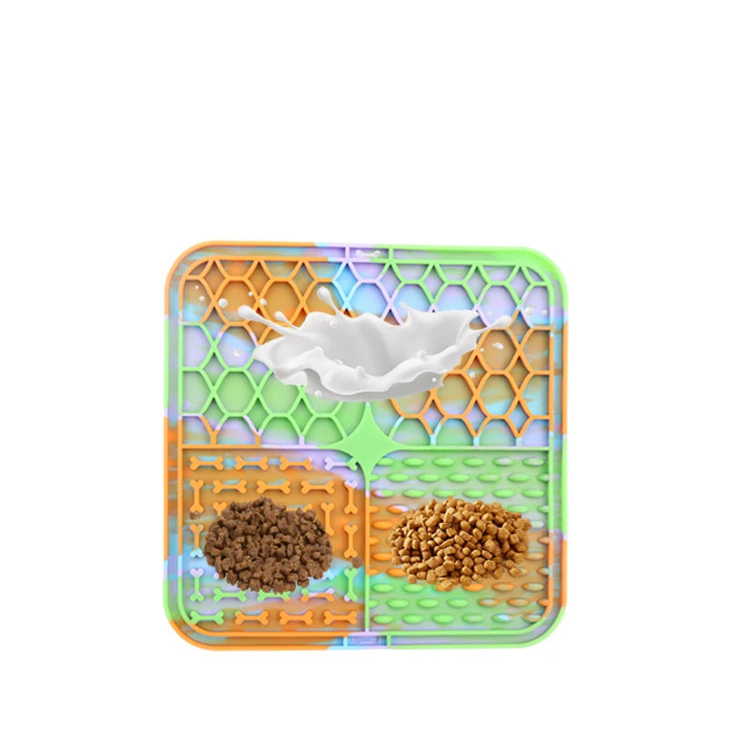 Silicone Lick Mat for Dogs – Slow Feeder, Bath Time Distraction & Training Aid