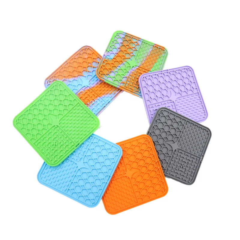 Silicone Lick Mat for Dogs – Slow Feeder, Bath Time Distraction & Training Aid
