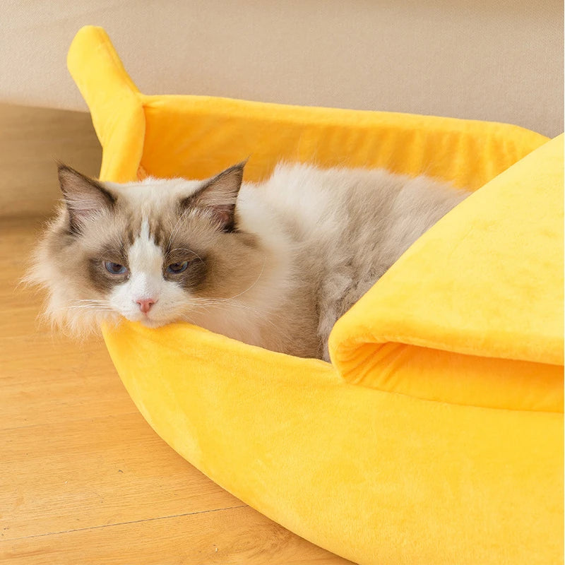 Banana-Shaped Pet Bed – Cosy & Fun House for Cats and Dogs | Soft, Warm & Portable